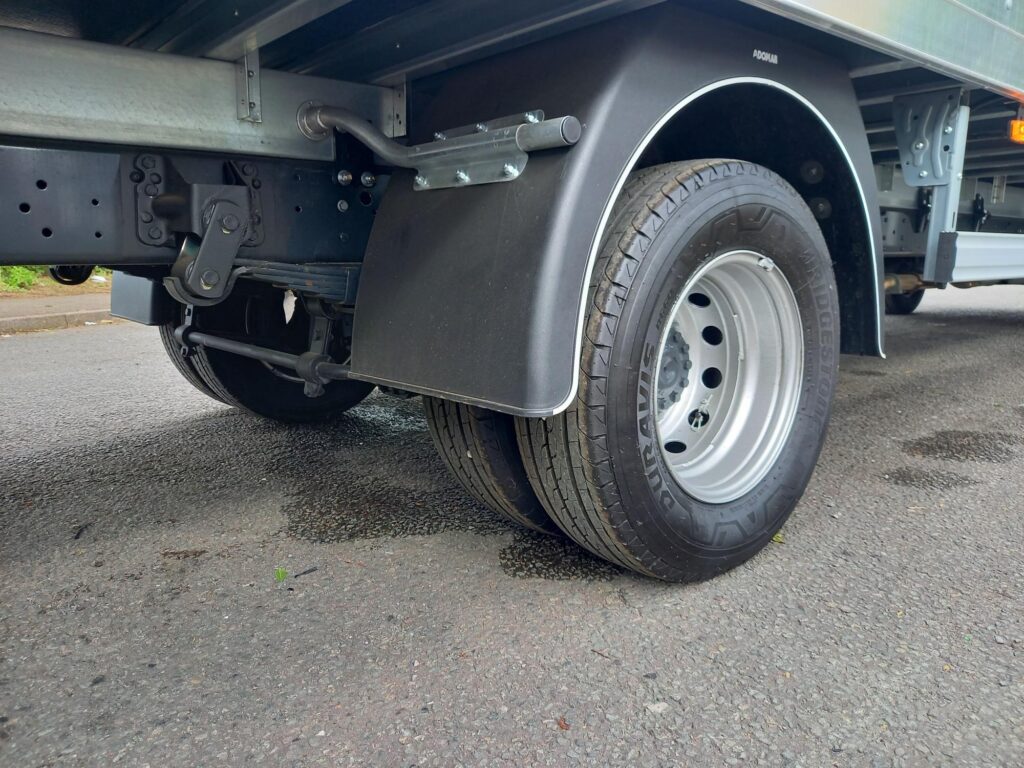 Iveco Daily 70C18 180Hp Hi Matic Box & Taillift