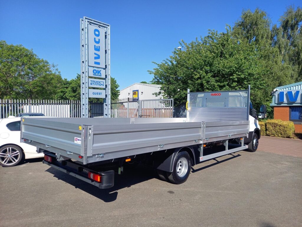 Iveco Daily MY24 70c18 180hp Brit Tipp Dropside