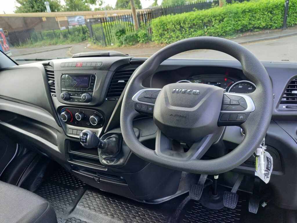 Iveco Daily 35C14 Business Chassis Cab