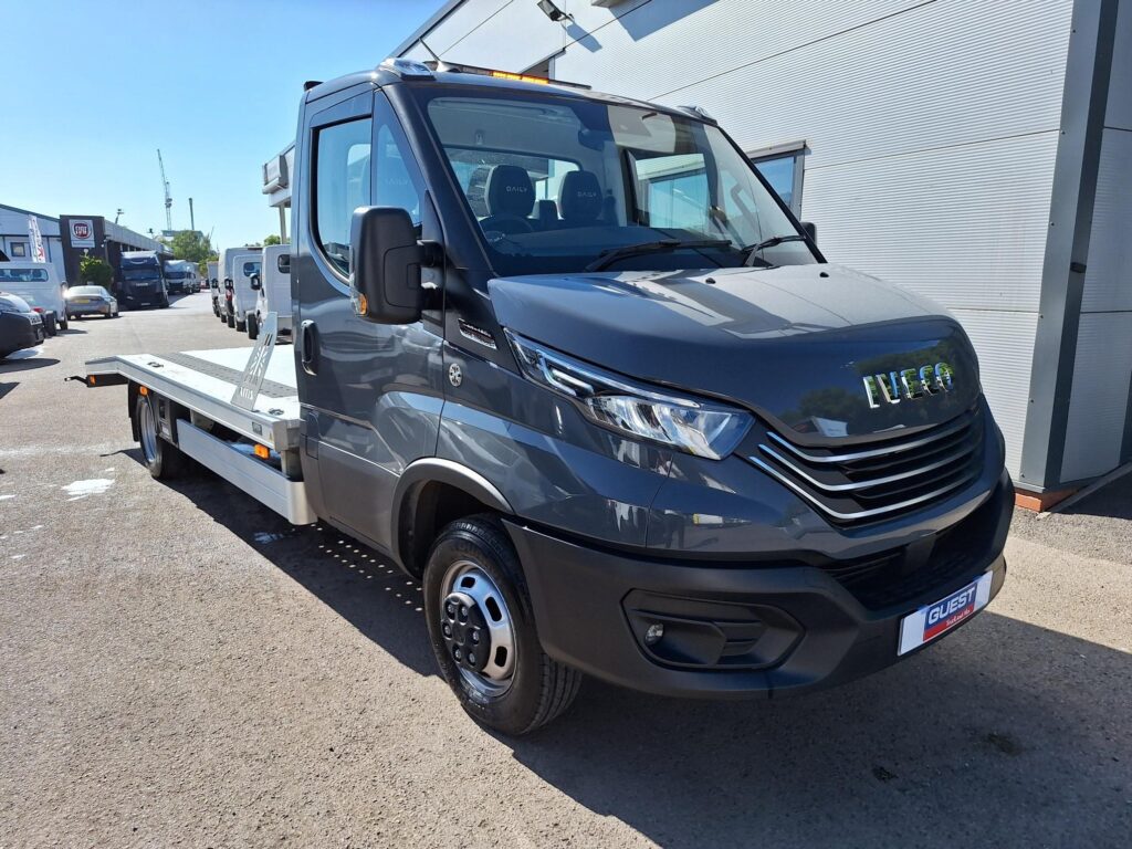 Iveco Daily 3.0D HPI 16V 50C 4350 Business HiMatic LWB Euro 6 2dr (DRW)