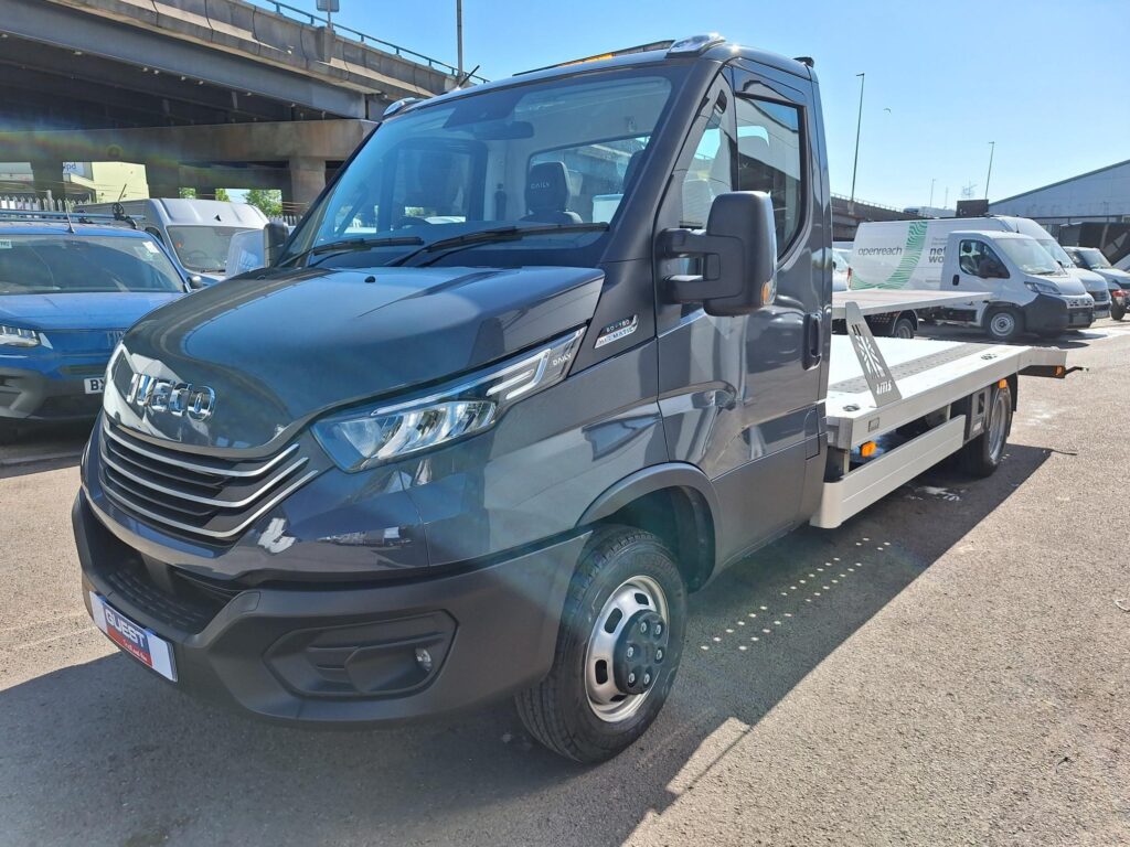 Iveco Daily 3.0D HPI 16V 50C 4350 Business HiMatic LWB Euro 6 2dr (DRW)
