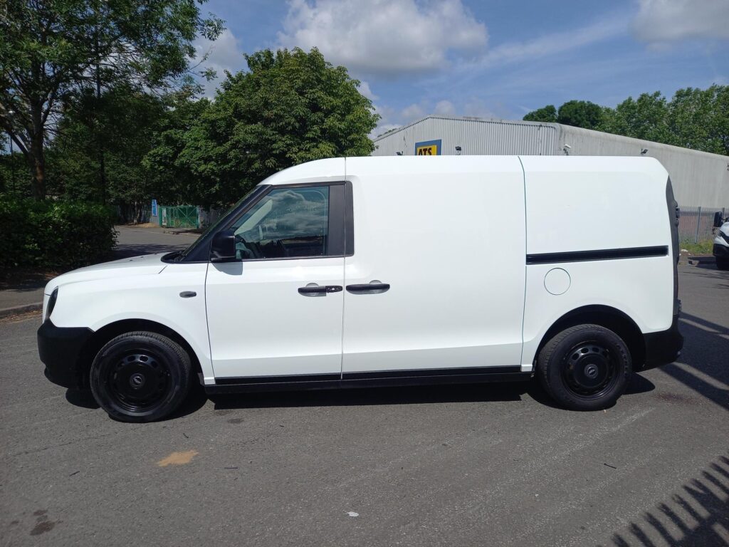 LEVC VN5 31kWh Business Auto Euro 6 5dr (Range Extender)