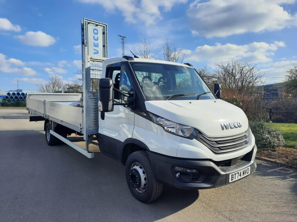Iveco Daily 70C18 180HP 6.1 MTR DROPSIDE