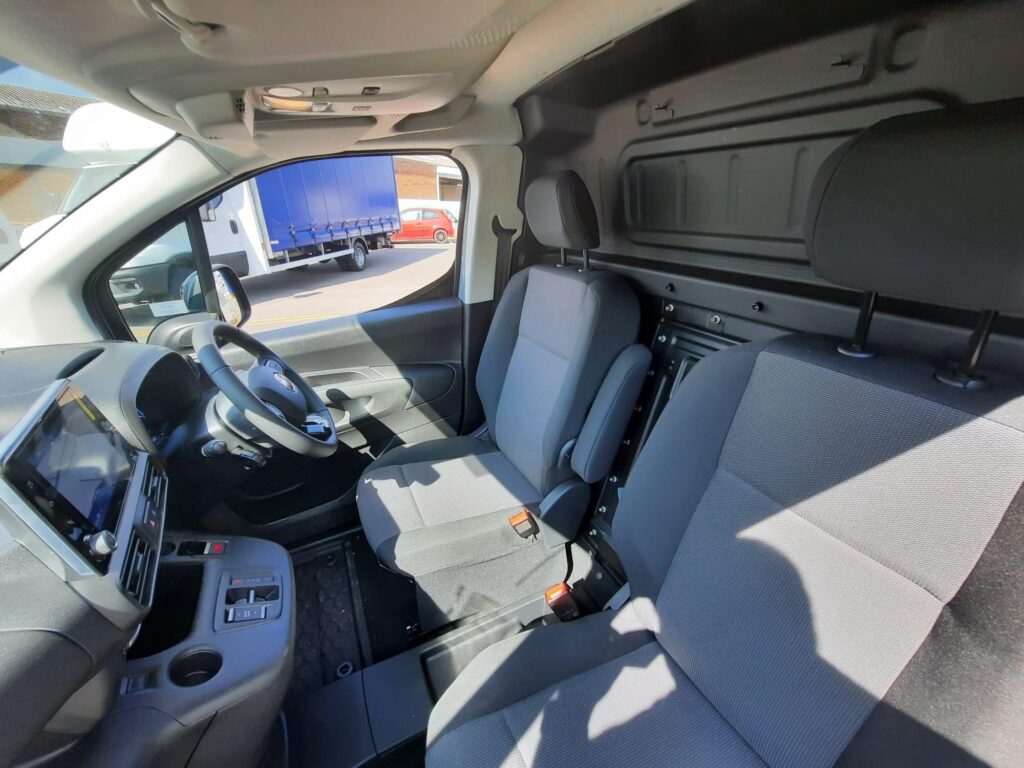 Fiat E-Doblo 50kWh Auto Maxi LWB 6dr (7.4kW OBC)
