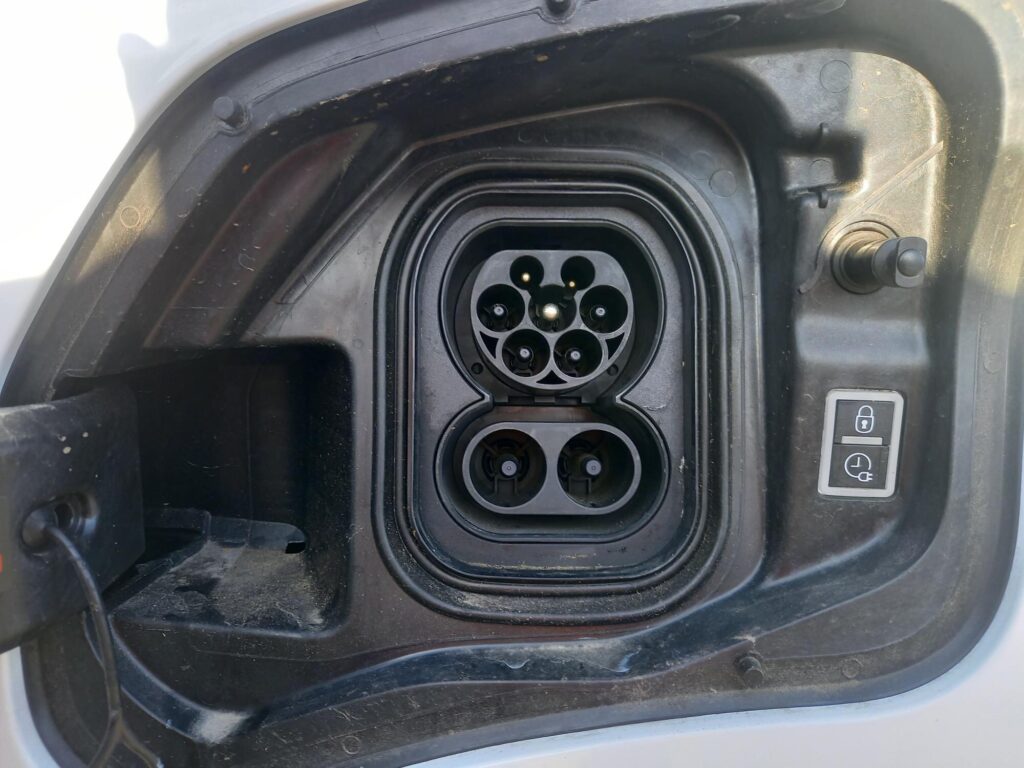 Fiat E-Scudo 75kWh Tecnico Auto LWB 6dr (7kW Charger)