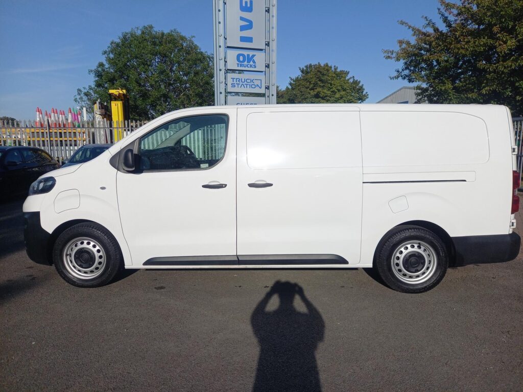 Fiat E-Scudo 75kWh Tecnico Auto LWB 6dr (7kW Charger)