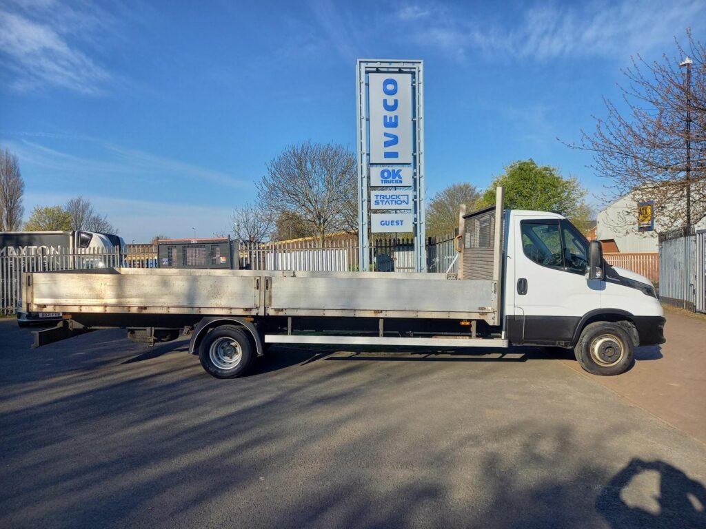 Iveco Daily 70C18 180HP 20FT DROPSIDE