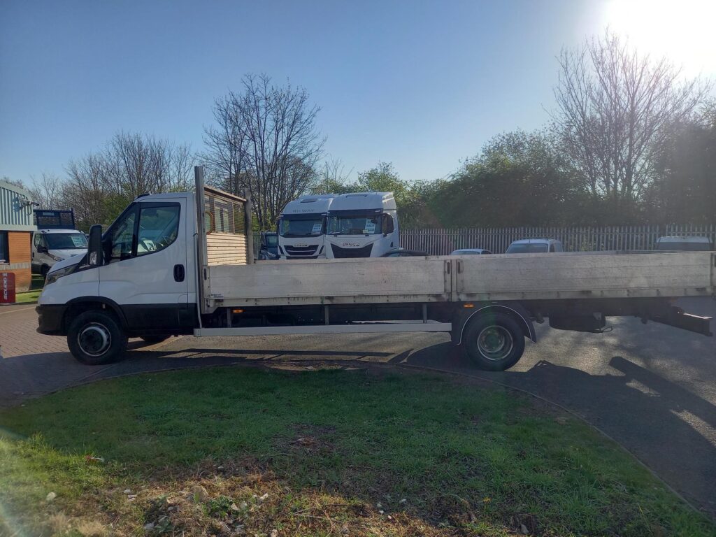 Iveco Daily 70C18 180HP 20FT DROPSIDE