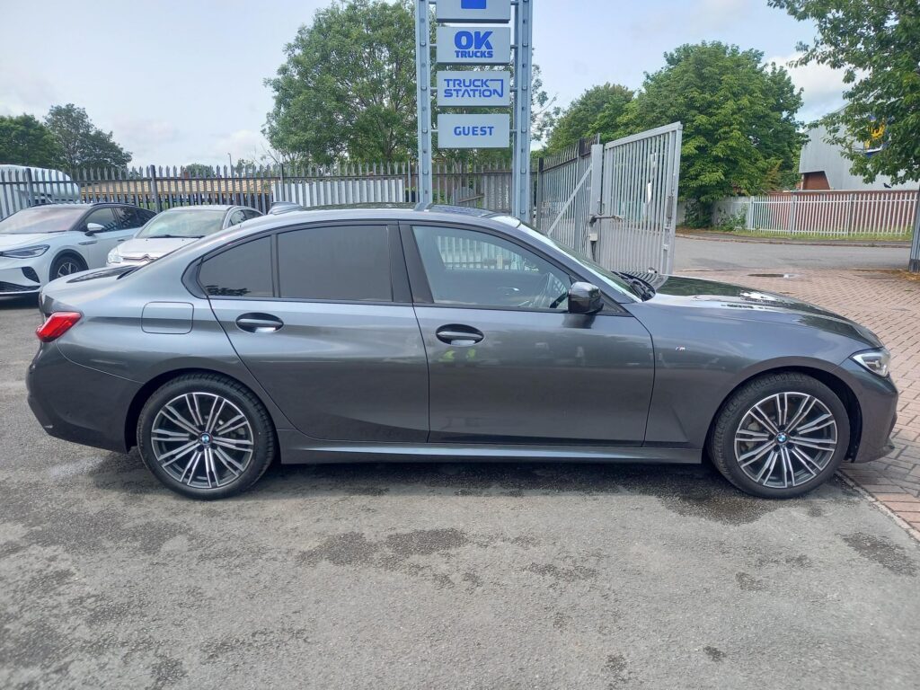 BMW 3 Series 2.0 330e 12kWh M Sport Auto Euro 6 (s/s) 4dr