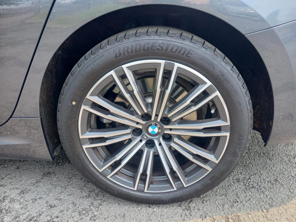 BMW 3 Series 2.0 330e 12kWh M Sport Auto Euro 6 (s/s) 4dr