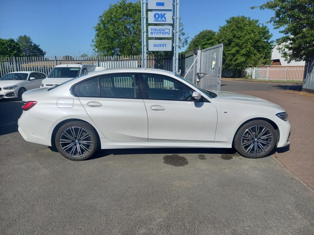 BMW 3 Series 2.0 330e 12kWh M Sport Auto Euro 6 (s/s) 4dr