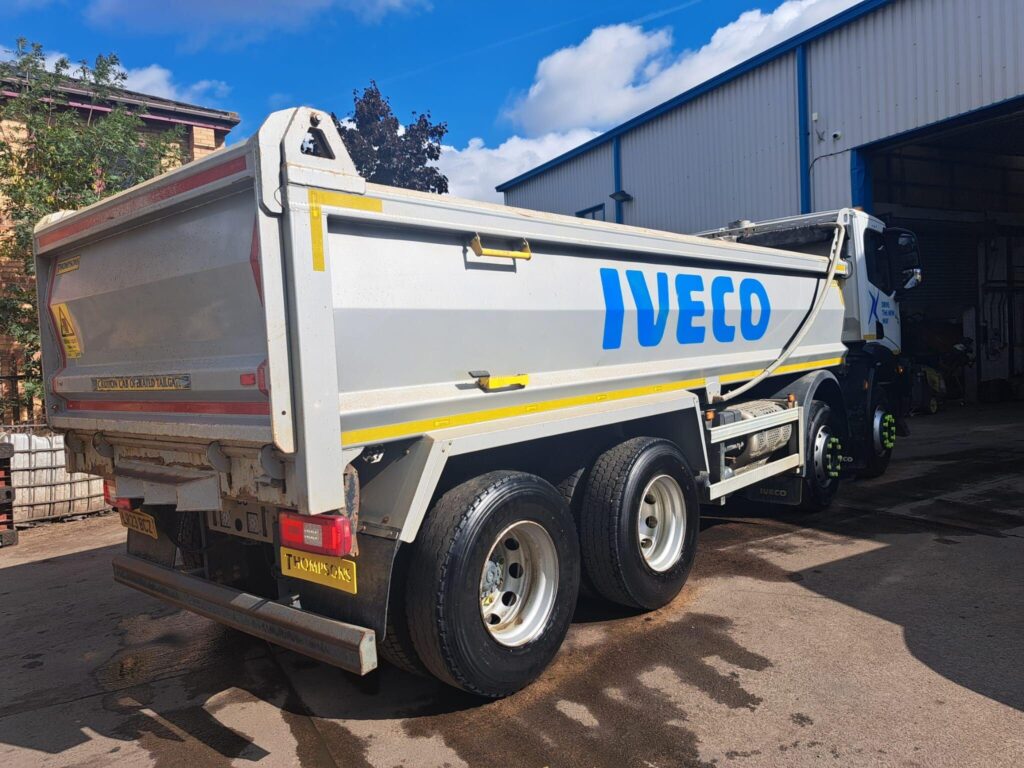 Iveco X-WAY AD360X42Z 8X4 TIPPER