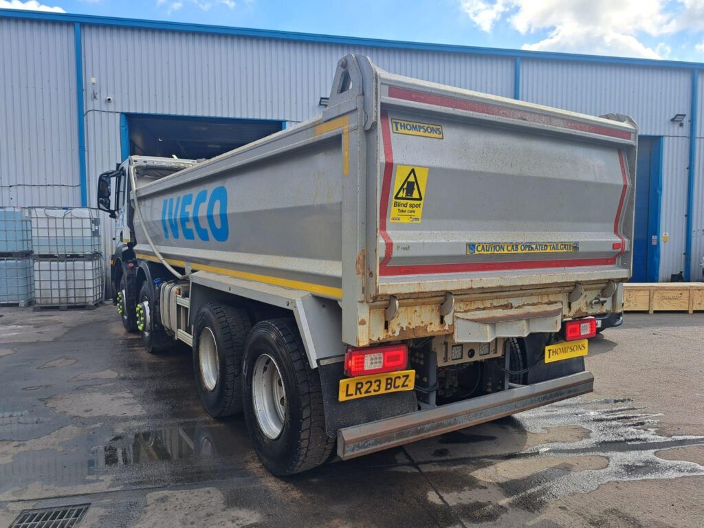 Iveco X-WAY AD360X42Z 8X4 TIPPER