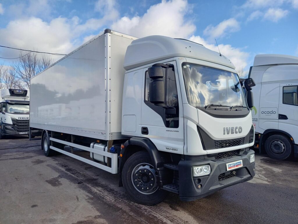 Iveco Eurocargo ML18E25 250HP 28FT BOX & TAILLIFT