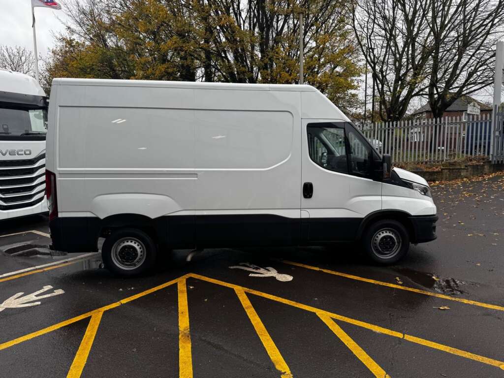 Iveco Daily 35S14HV 10cum 3520 MY22