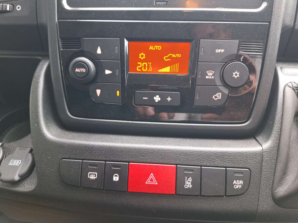 Fiat E-Ducato 42 79kWh eTecnico E-Ducato 42 WB Auto MWB High Roof 5dr (11kW Charger)