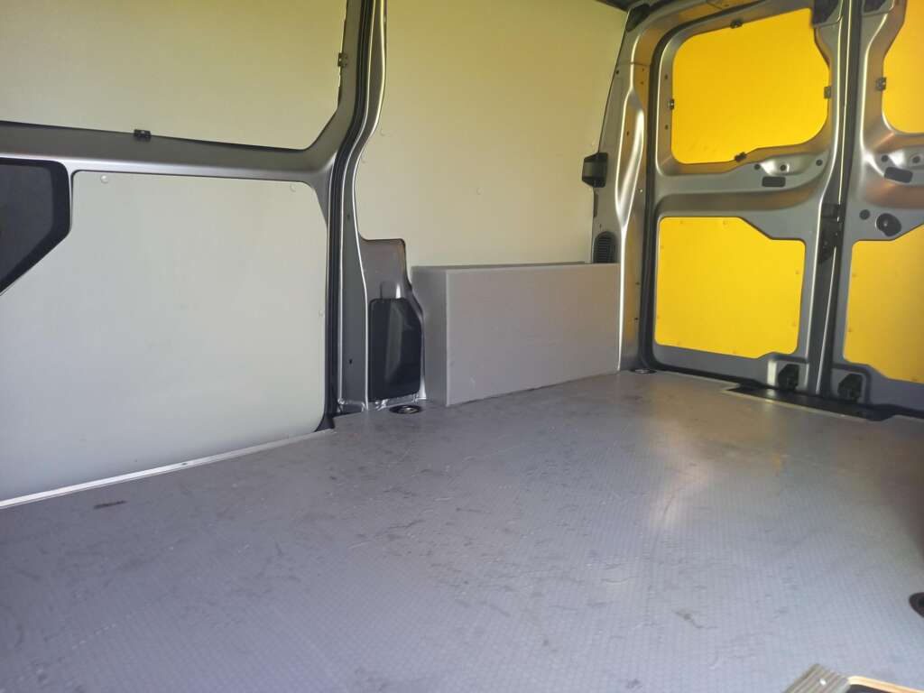 Fiat E-Scudo 75kWh Tecnico Auto SWB 6dr