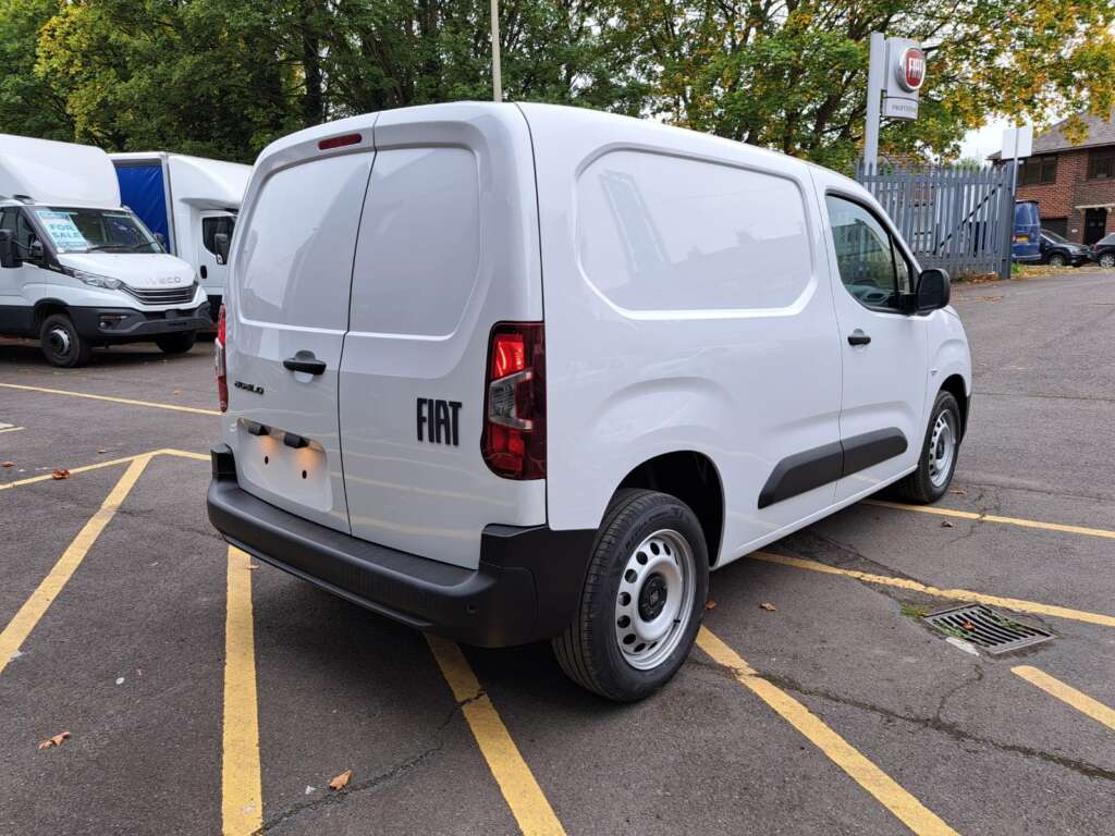 Fiat Doblo Plus 1.5 100 SWB