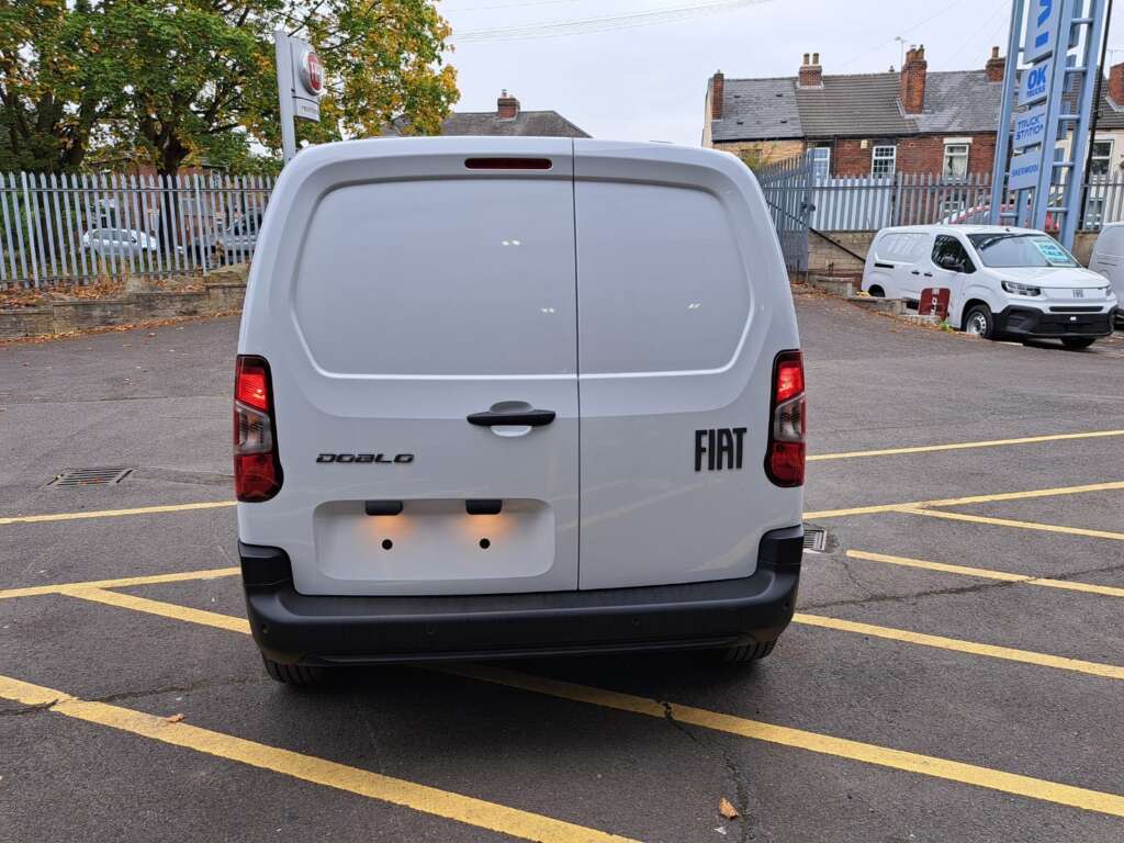 Fiat Doblo Plus 1.5 100 SWB