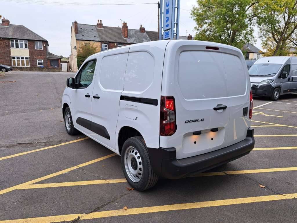 Fiat Doblo Plus 1.5 100 SWB