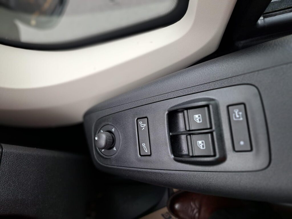 Fiat Ducato MWB HR 2.2 140bhp Primo