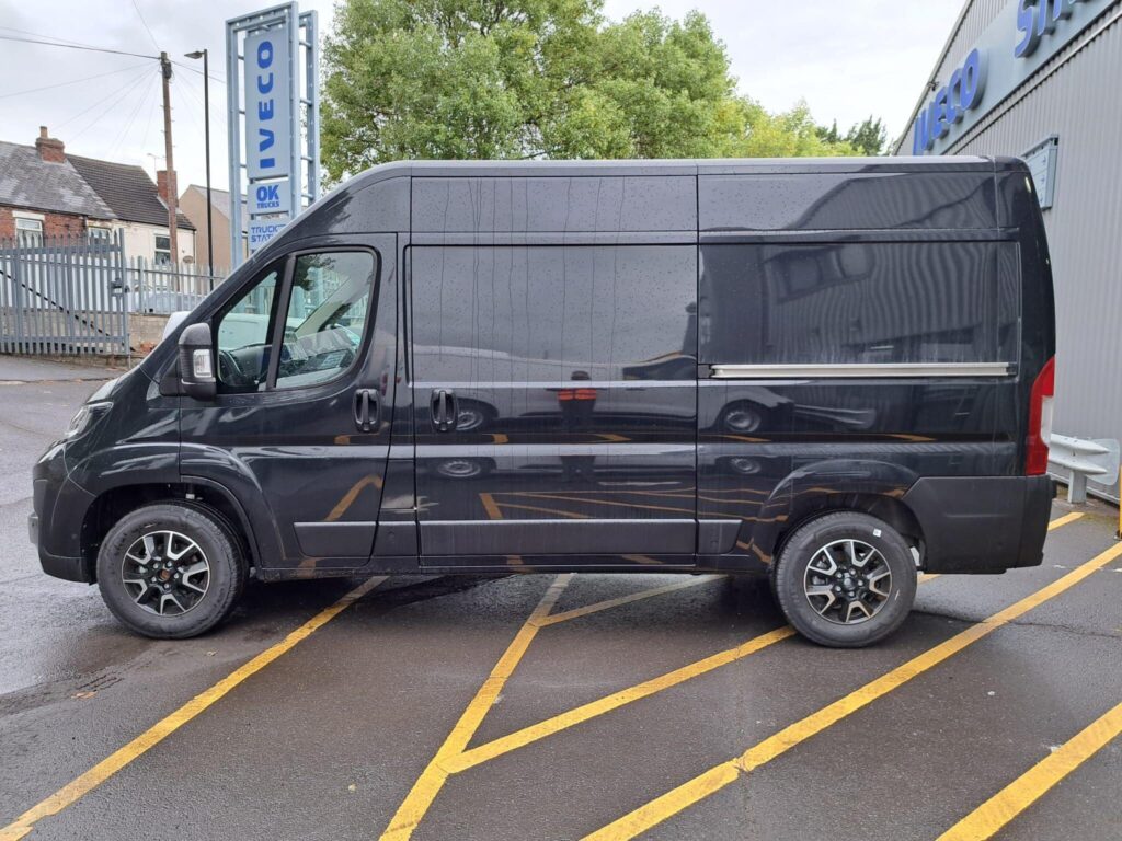 Fiat Ducato MWB HR 2.2 140bhp Primo