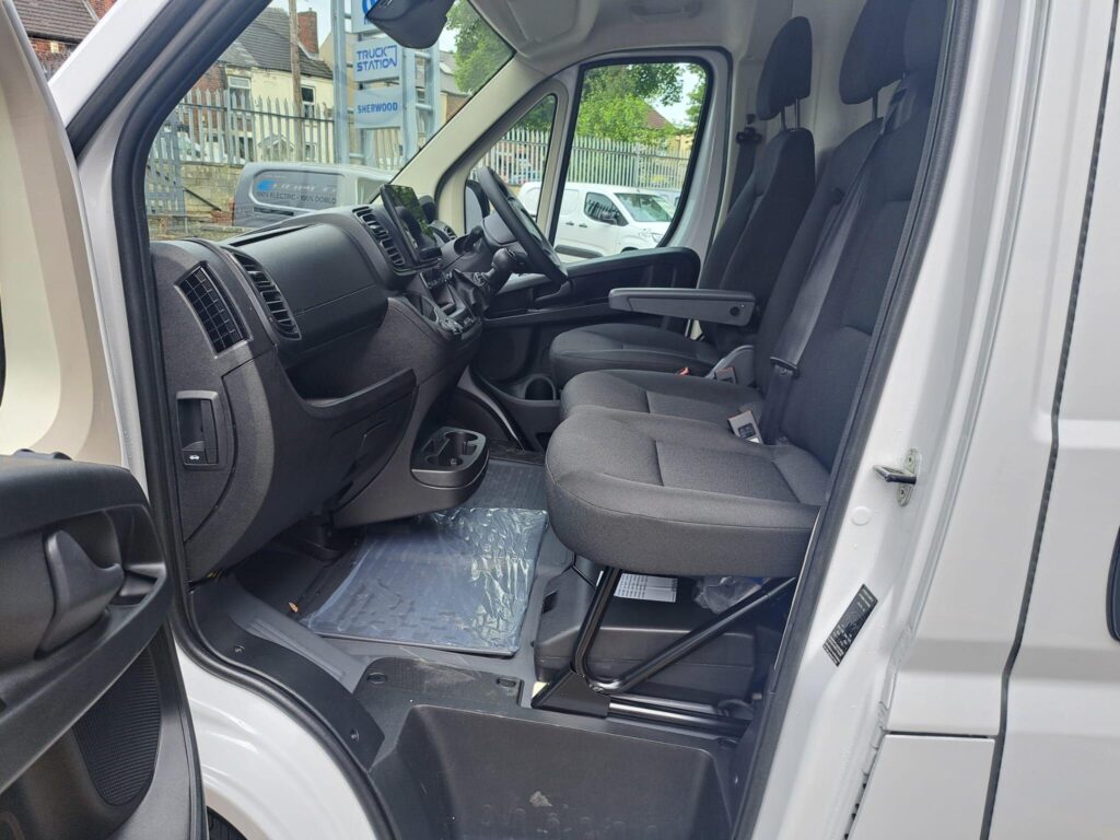 Fiat Ducato L2H1 35 2.2 140bhp