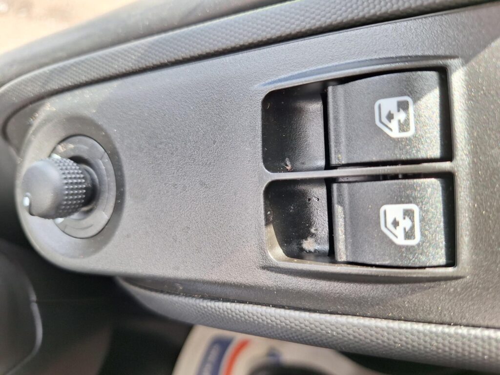 Iveco Daily 2.3D HPI 14V Business 35S 4100 LWB H2 Euro 6 (s/s) 5dr