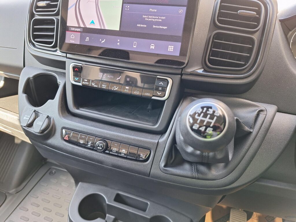 Fiat Ducato 35 MAXI 2.2 140hp 4.5m Low Loader Luton