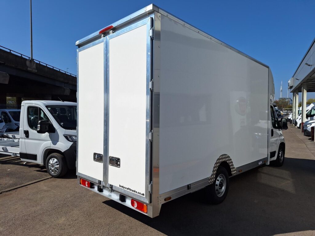 Fiat Ducato 35 MAXI 2.2 140hp 4.5m Low Loader Luton