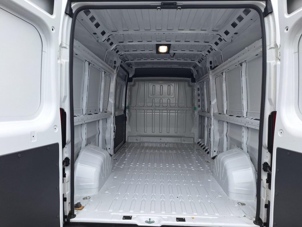 Fiat E-Ducato 42 79kWh eTecnico E-Ducato 42 WB Auto LWB High Roof 5dr (11kW Charger)