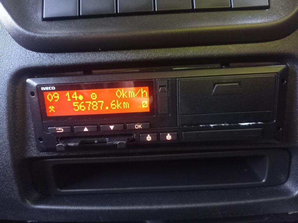 Iveco Daily 3.0D HPI 18V Business 72C 5100 HiMatic XLWB Euro 6 2dr (DRW)