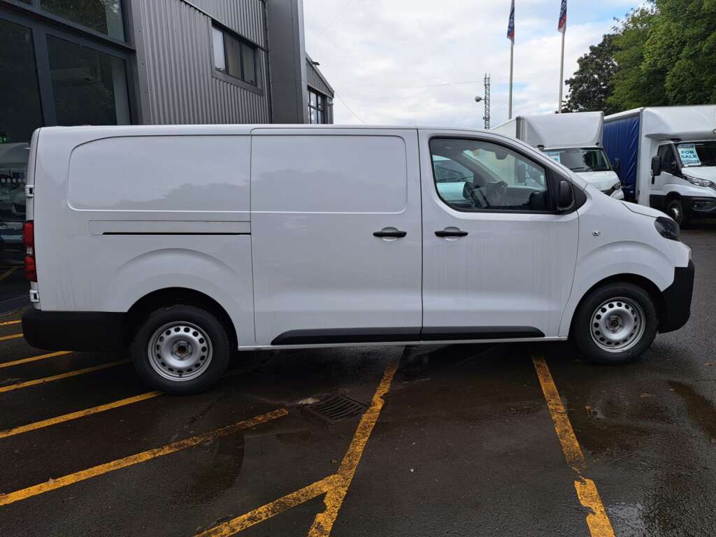 Fiat Scudo LWB 1.5 120bhp
