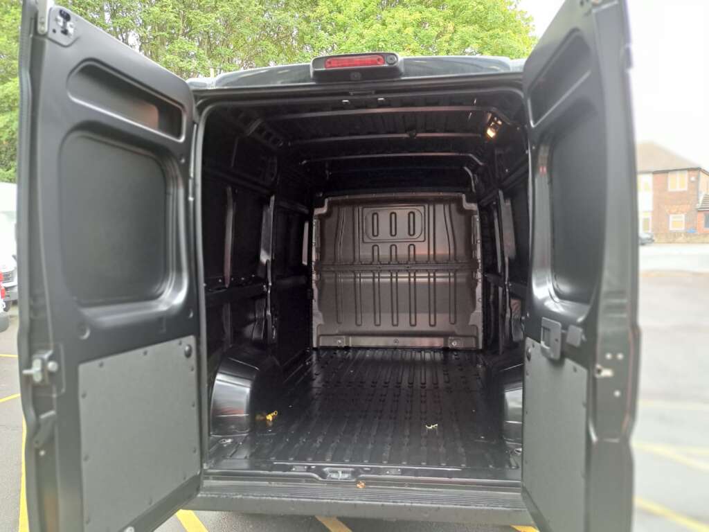 Fiat Ducato MWB HR 2.2 140bhp Primo