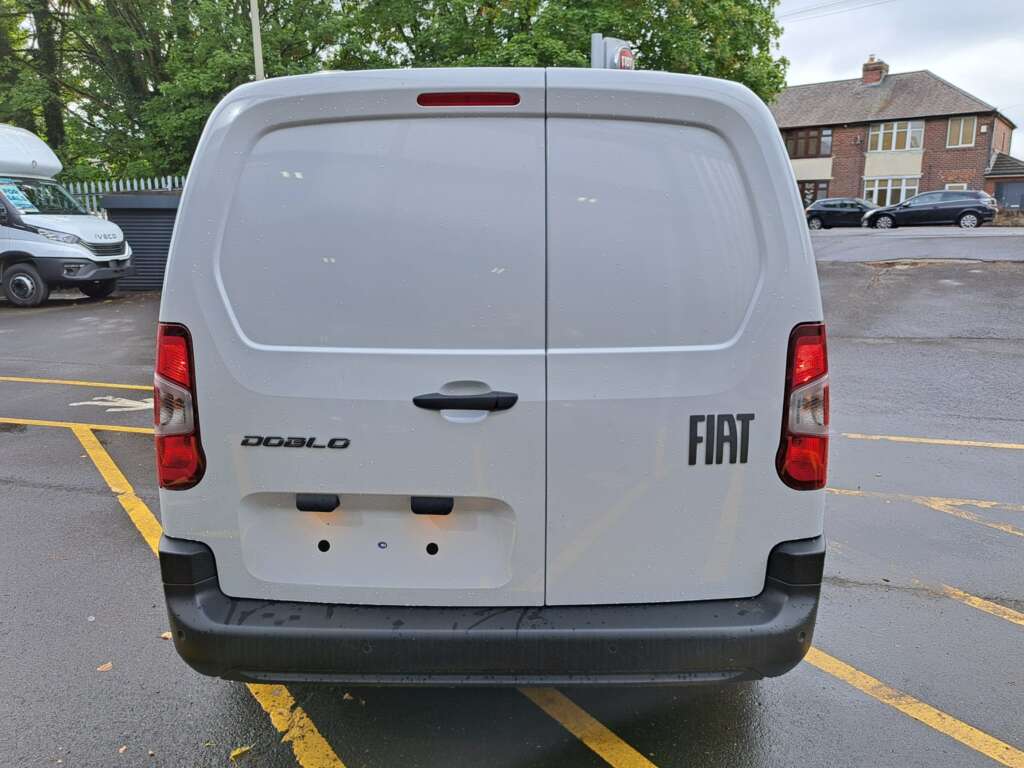 Fiat Doblo LWB Crew Van 1.5 100bhp