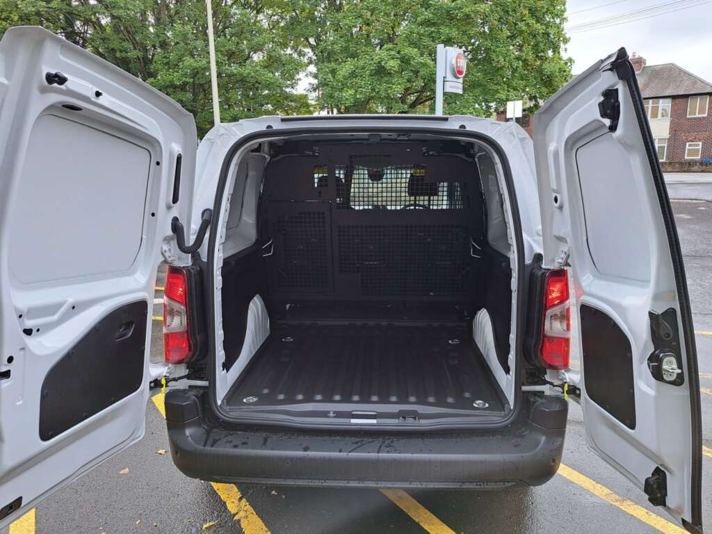 Fiat Doblo LWB Crew Van 1.5 100bhp