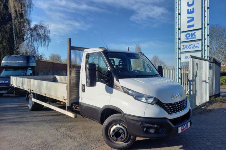 Our used IVECO DAILY 70C18 180HP 6.1 MTR DROPSIDE in Polar White, available from Guest Truck and Van for only £15,995+VAT. Call now!