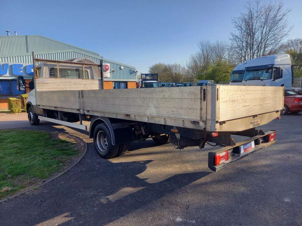 IVECO DAILY 70C18 180HP 6.1 MTR DROPSIDE