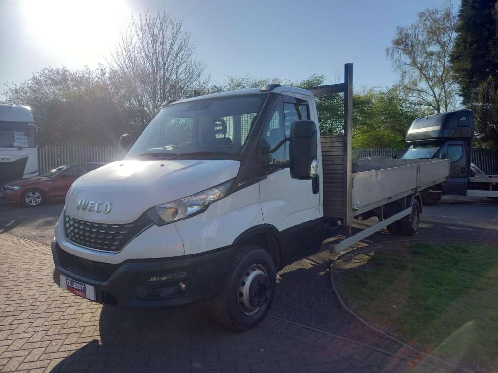 IVECO DAILY 70C18 180HP 6.1 MTR DROPSIDE