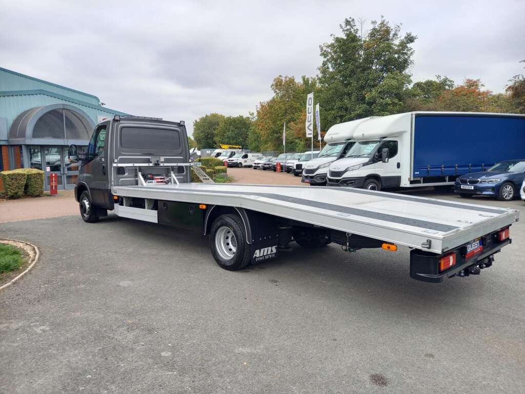 Iveco Daily 3.0D HPI 21V 210HP  72C 5100 Hi Matic XLWB Euro 6 2dr (DRW)