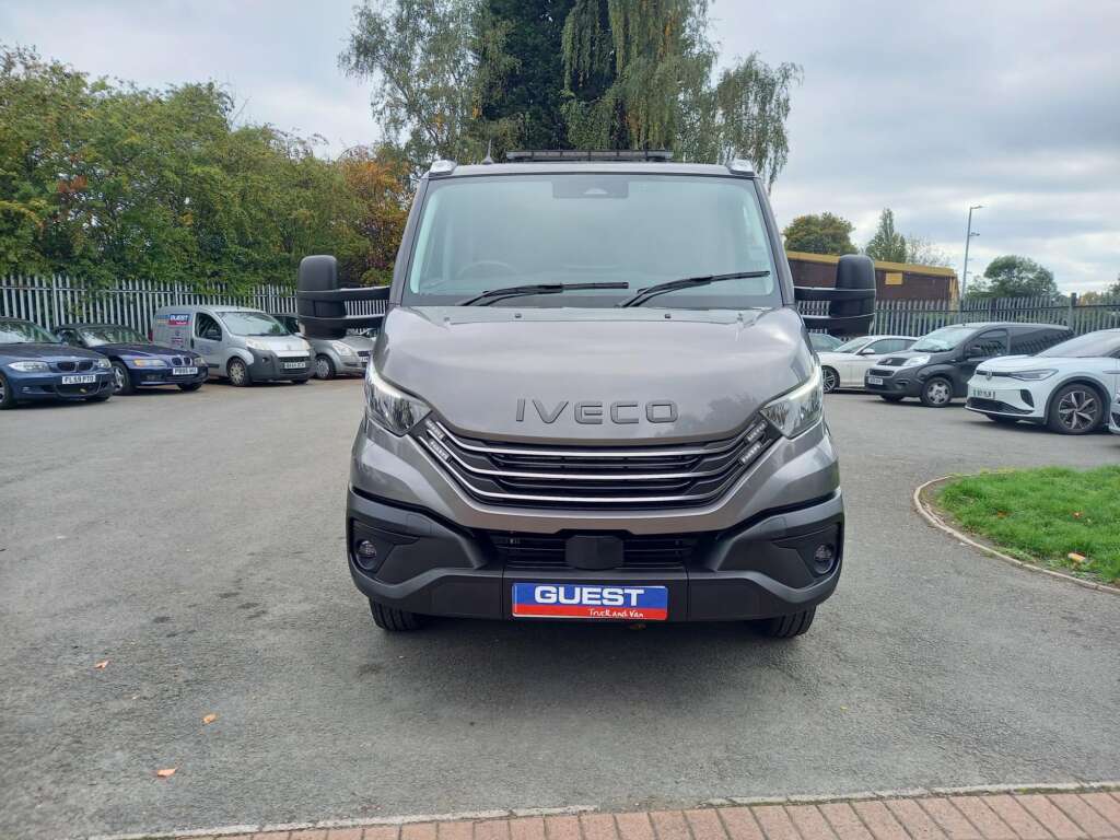 Iveco Daily 3.0D HPI 21V 210HP  72C 5100 Hi Matic XLWB Euro 6 2dr (DRW)