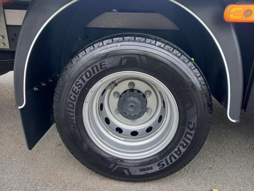 Iveco Daily 3.0D HPI 21V 210HP  72C 5100 Hi Matic XLWB Euro 6 2dr (DRW)