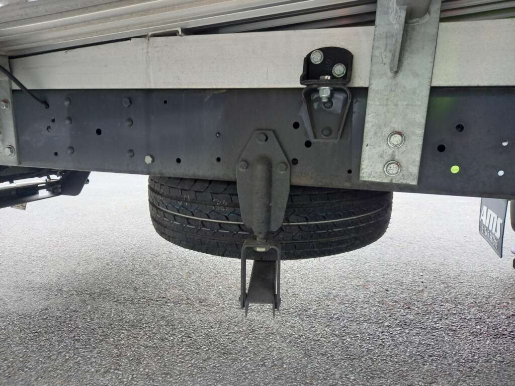 Iveco Daily 3.0D HPI 21V 210HP  72C 5100 Hi Matic XLWB Euro 6 2dr (DRW)