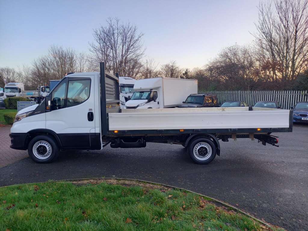 Iveco Daily 2.3D HPI 14V Business 35S 3750 Dropside 2dr Diesel Manual LWB Euro 6