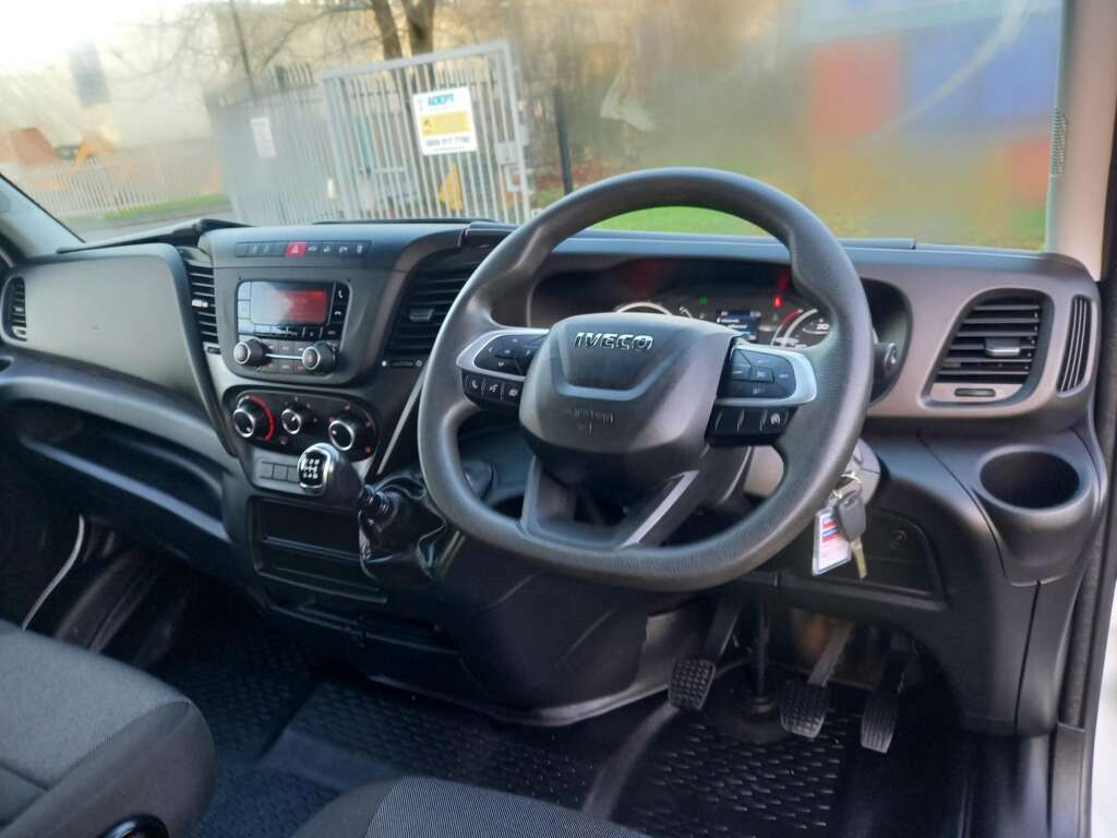 Iveco Daily 2.3D HPI 14V Business 35S 3750 Dropside 2dr Diesel Manual LWB Euro 6