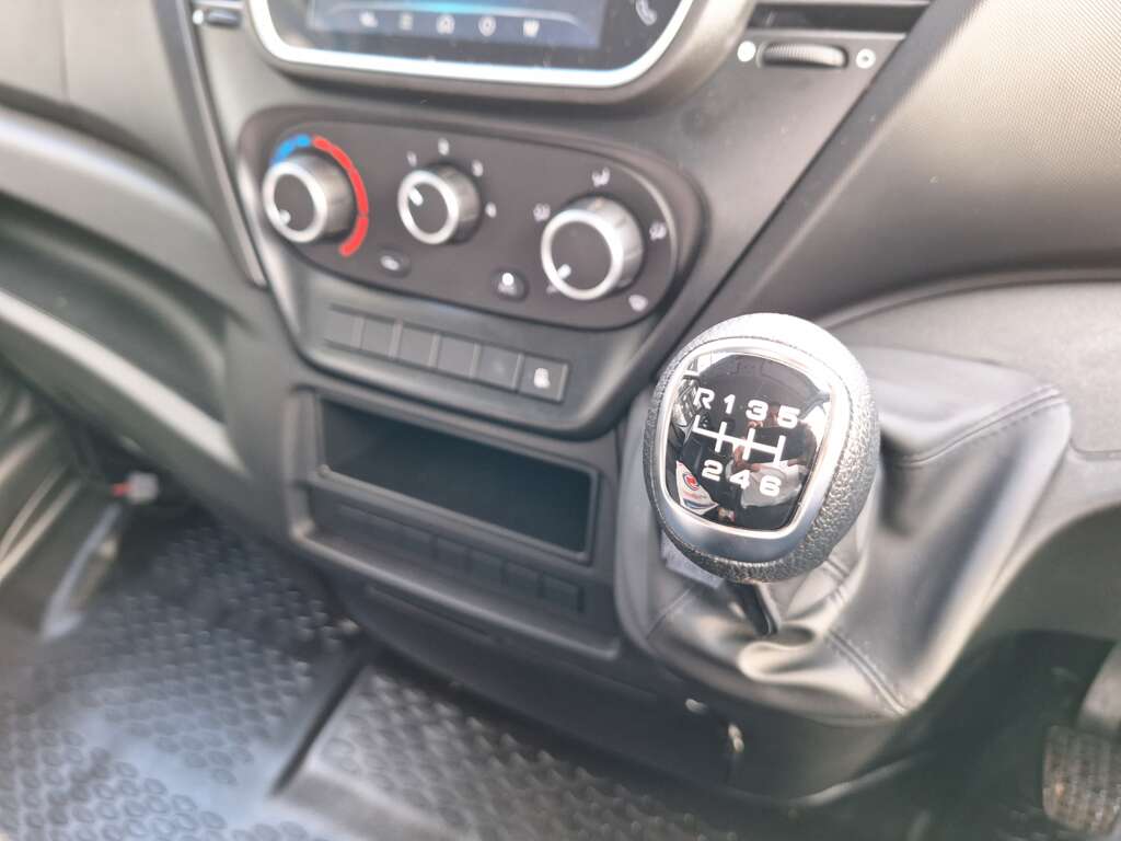 Iveco Daily 3.0D HPI 16V 35C 3750 LWB Euro 6 4dr (DRW)