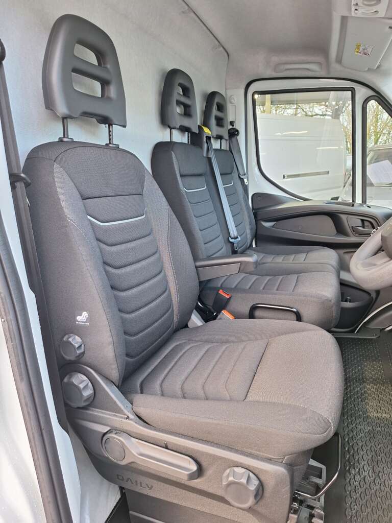 Iveco Daily 2.3D HPI 14V 35S 4100 LWB H2 Euro 6 (s/s) 5dr