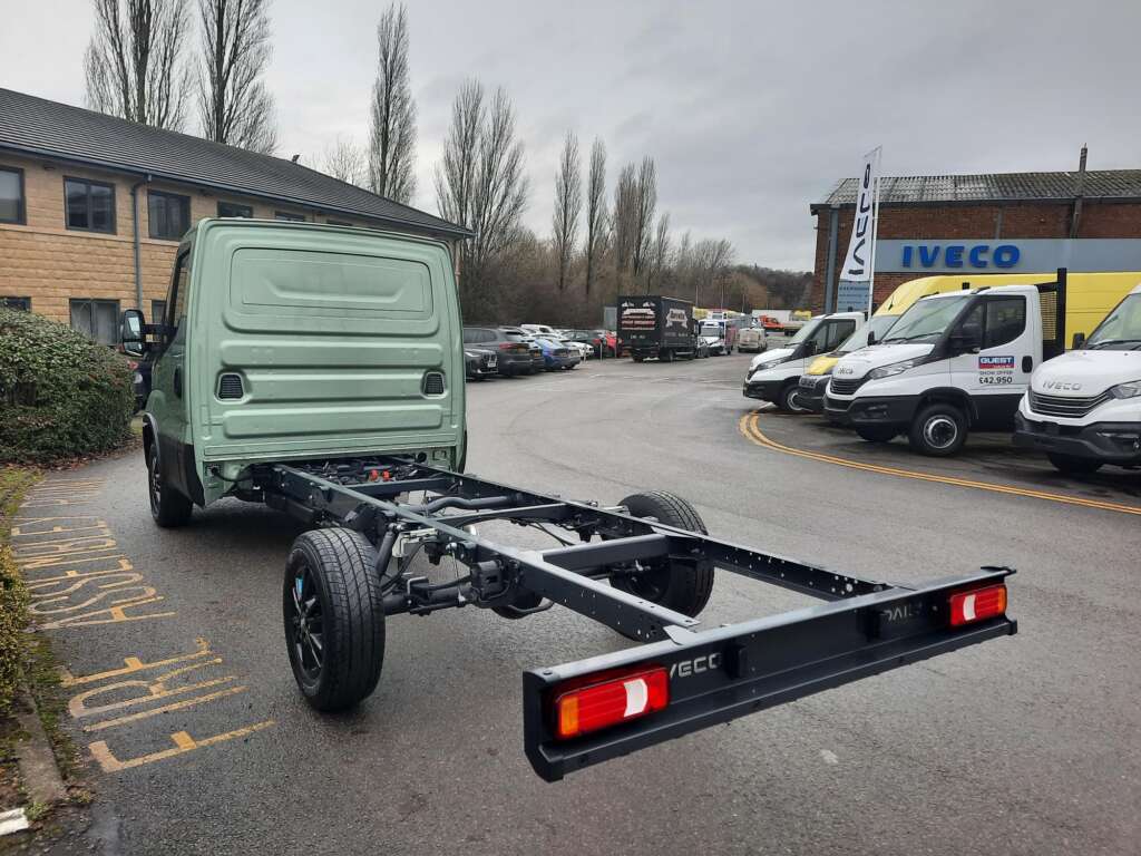 Iveco Daily 2.3D HPI 16V 35S 3750 HiMatic LWB Euro 6 (s/s) 2dr