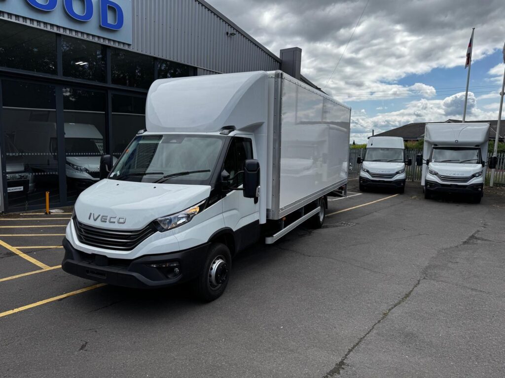 Iveco Daily 72C18 Box Tail Lift