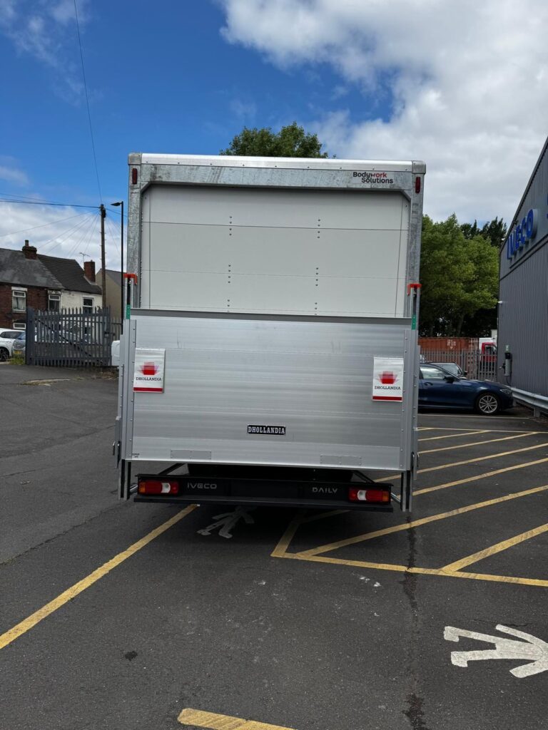 Iveco Daily 72C18 Box Tail Lift
